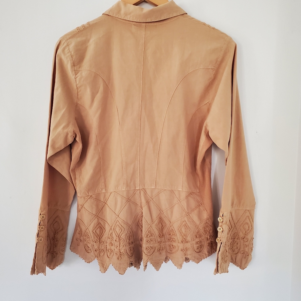 G. DESIGNS Sz L Embroidered Button Down Tan Shirt Peru Cotton Bohemian Western - Picture 11 of 13